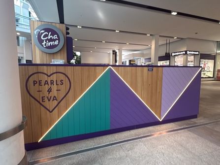 Premium Chatime Franchise for Sale-Bubble Tea Takeaway Shop–Prime Warringah Mall–Brookvale, NSW Location–Monthly Turnover: $15,000–Equipment & Experienced Staff Included-High Foot Traffic–Loyal Customer Base–Asking Price: $120K (Negotiable)