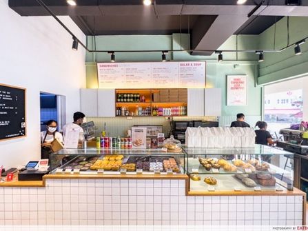 Wholesaler/Distributor & National Online Supplier of Desserts/Confectionery/Snacks/Healthy Treats #431