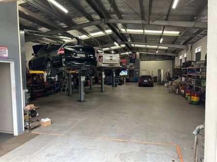 Renowned Automotive Service and Repair Business for Sale–Busy Bayswater, VIC Location–Strong Turnover: $320,000–Vehicle & Equipment Included–Growth Prospects–Asking Price: $140,000