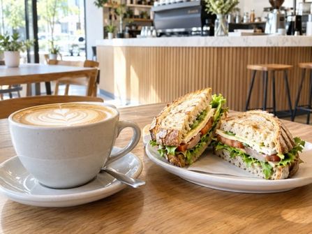 5 Day City Franchise Coffee Shop High Profile CBD Location $79,000+SAV
