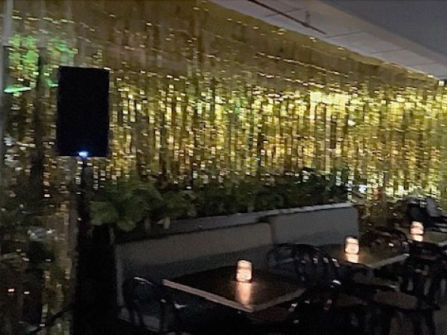 Popular Beachside Village Cafe and Bar just moments to Avalon Beach. Che...