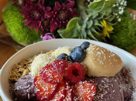 Popular Brisbane dine-in and takeaway cafe for sale