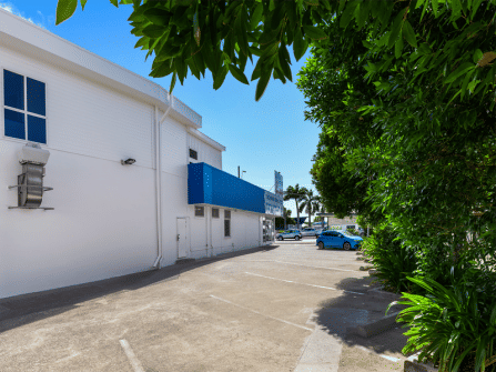 OCEAN WORLD SEAFOOD MARKET FOR SALE