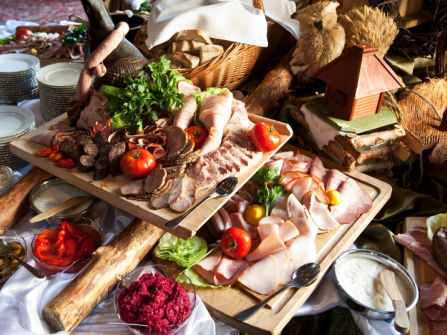 LANDMARK GEELONG CATERING COMPANY FOR SALE - $270,000 + SAV