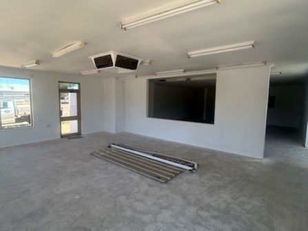 Takeaway Food &#x26; Petrol Station