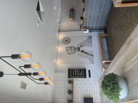 Takeaway burger restaurant for sale | Geelong icon | 20 years trading | Pakington St