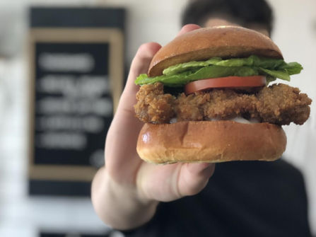 Takeaway burger restaurant for sale | Geelong icon | 20 years trading | Pakington St