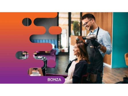 36190 Established Salon with Loyal Clientele - High-Traffic Location