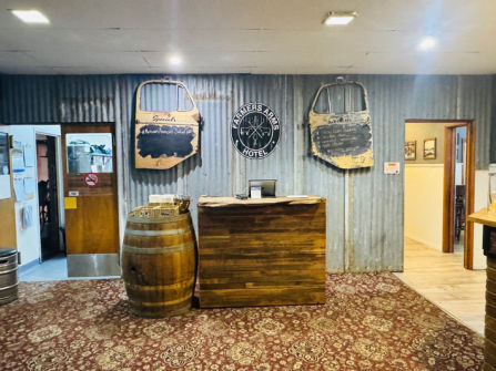 Priced Reduced - The Farmers Arms Hotel