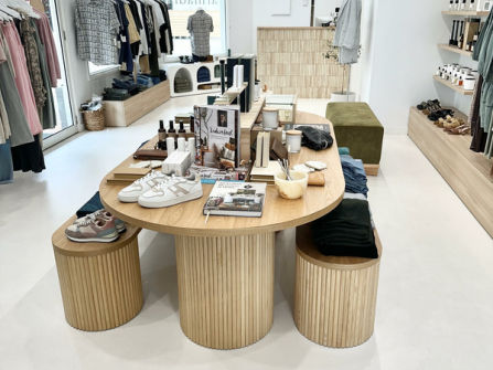 ARMADI BOUTIQUE ANGLESEA FOR SALE - POA