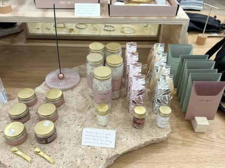 ARMADI BOUTIQUE ANGLESEA FOR SALE - POA