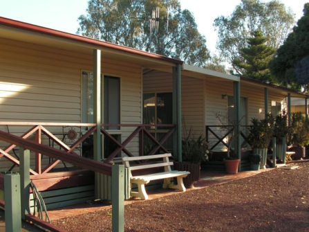 Numurkah Caravan Park –Freehold residence plus leasehold business
