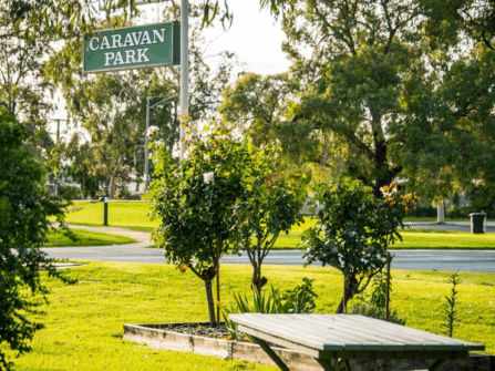 Numurkah Caravan Park –Freehold residence plus leasehold business
