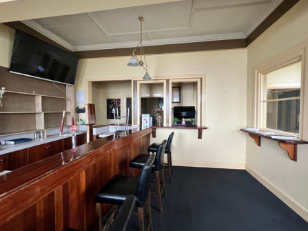 Cricket Club Hotel -Historic charm - Country hospitality - Endless potential.
