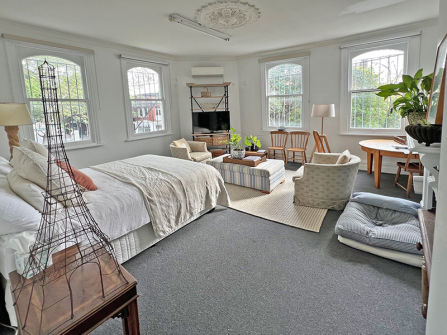 LIQUOR STORE FOR SALE - INNER SUBURB