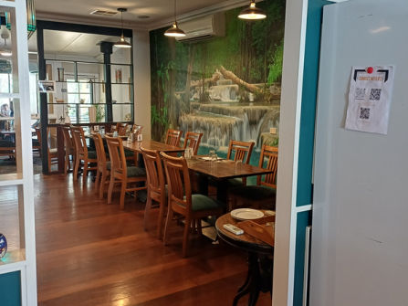 Profitable Restaurant For Sale-Prime Location in Roleystone