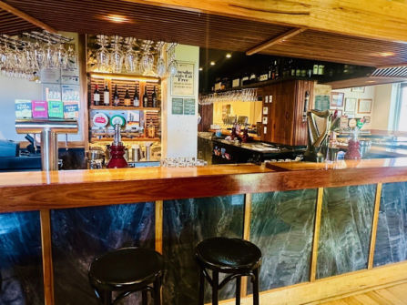 Leasehold For Sale - The Steam Packet Hotel - Williamstown