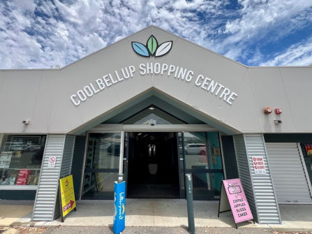 Hair & Beauty Salon + Freehold - Coolbellup Shopping Centre