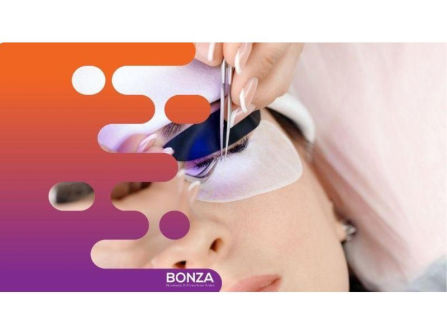 36456 Established Lash & Brow Studio - Repeat Clients & Growth Potential