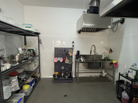 BlossomBite Creations of Bespoke Cakes and Desserts