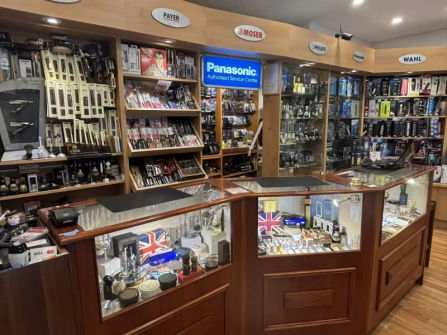 London Court Icon – 30+ Years Trading Retail