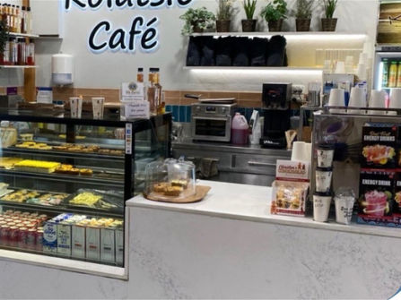 Well Positioned Shopping Centre Cafe Walk In Ready Rent only 1100 PW