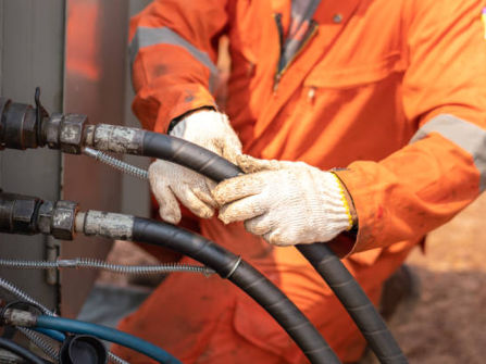 Long standing Hydraulic Services & Repairs Business NQ