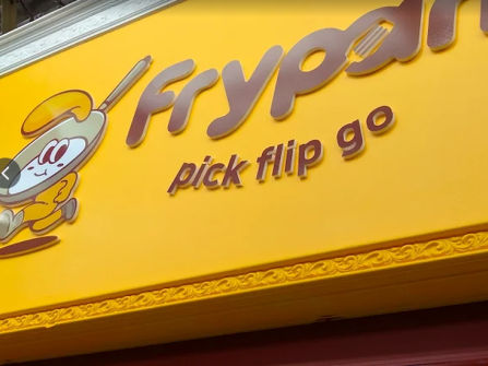 Established Korean Takeaway "FRYPAN PICK FLIP GO"