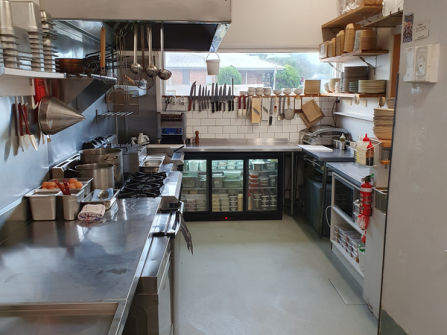 QUEENSCLIFF GENERAL STORE CAFÉ FOR SALE- POA