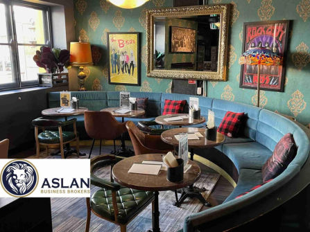 BAR/RESTAURANT BUSINESS FOR SALE