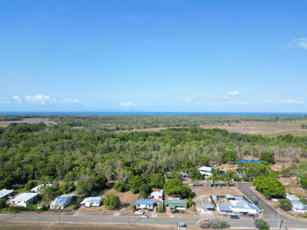 ROLLINGSTONE GENERAL STORE & POST OFFICE FOR SALE
