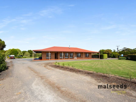 High-Potential Pet Boarding & Grooming Business For Sale – Lifestyle Property with Rural Charm - Prime Mount Gambier, SA – Fully Licensed – High-Exposure–Strong Growth Potential – Asking Price: $1.2M - $1.25M