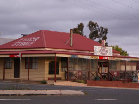 FREEHOLD GENERAL STORE, POST OFFICE & ACCOMMODATION | TOURISM HOTSPOT | AIRBNB INCOME