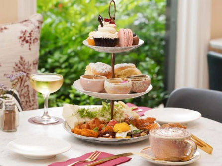 BOUTIQUE HOSPITALITY ICON - PRIME HENDRA CORNER POSITION
