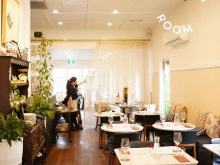 BOUTIQUE HOSPITALITY ICON - PRIME HENDRA CORNER POSITION