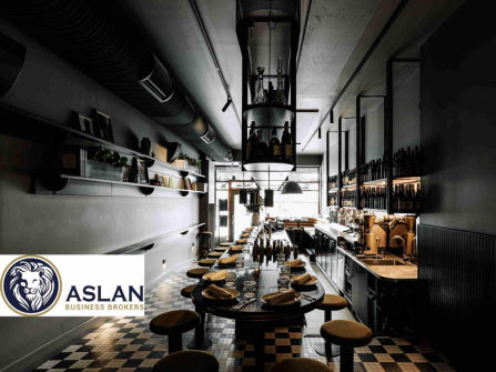 RESTAURANT/BAR BUSINESS FOR SALE