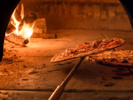 Italian Restaurant and Takeaway Taking a Huge $19,000 p/w! (Our Ref: V2073)
