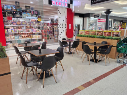 Premium Franchise Café Opportunity in a High-Traffic Shopping Centre