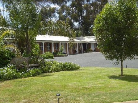 Leasehold Motel for Sale - Northern Riverina Region