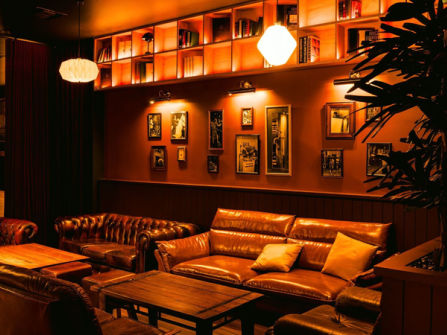 Sound Music Bar - A premier late-night entertainment venue.