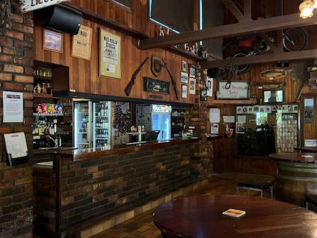 UNDER OFFER - Court House Hotel, Jamieson