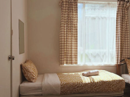 UNDER OFFER - Court House Hotel, Jamieson