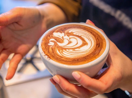 Stylish Cafe in Prahran, High-End Fit-Out in Prime Location! (Our Ref: V2100)