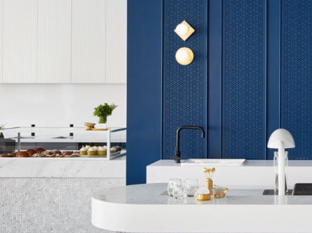 Stylish Cafe in Prahran, High-End Fit-Out in Prime Location! (Our Ref: V2100)
