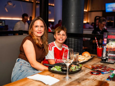 THE SPORTING GLOBE BAR & GRILL – CHERMSIDE