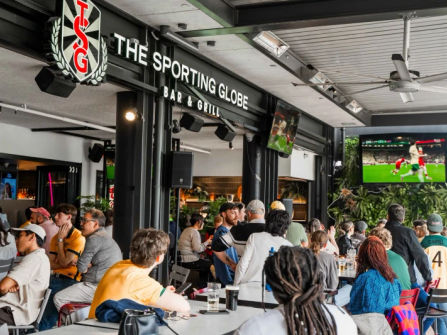 THE SPORTING GLOBE BAR & GRILL – CHERMSIDE
