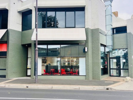 Fully Fitted Modern Pizzeria with Premium Fit-Out