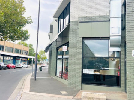 Fully Fitted Modern Pizzeria with Premium Fit-Out