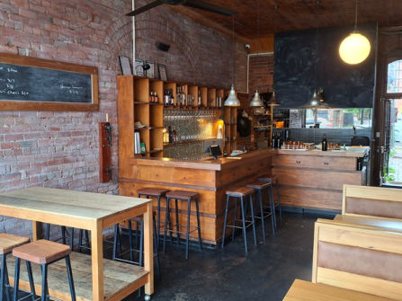 UNDER OFFER - Bar Gloria