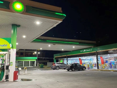 Freehold Commercial Property for Sale – Petrol Station with Truck Stop – Only 5 Years Old – Secure Lease – 6,300 m² Site – Prime Oberon, NSW – Highly Visible - Asking Price: $5.9 Million
